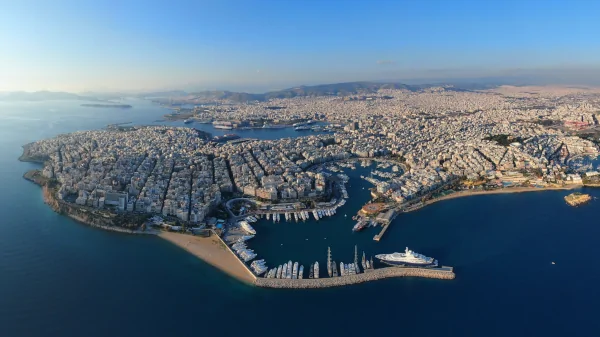 Bluebnc Yacht Brokerage & Charter - Greece